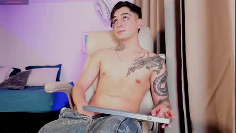 Thiago Winteer online show from 04.10.26