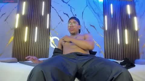 ThiagoBerry online show from 02.22.26