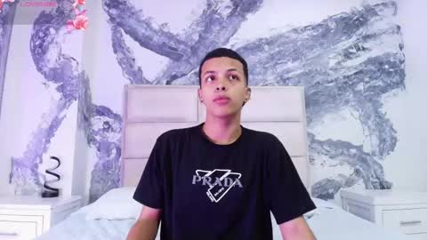 Snapshot of thiagocollin chatting on 09.20.25 THGIAGO online show from 09.20.25