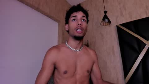 ThiagoFerreti online show from 10.18.25