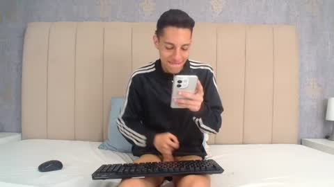 Snapshot of thiagos19 chatting on 07.17.26 Thiago online show from 07.17.26