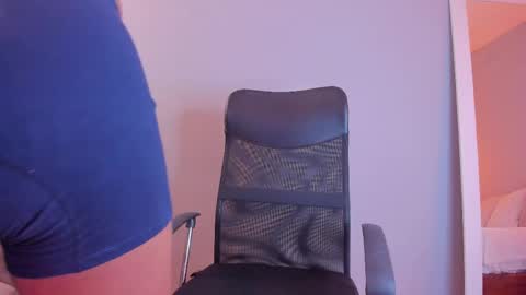 thiagovega_ online show from 04.06.26