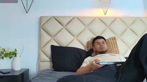 Snapshot of thiagovegga chatting on 07.19.26 Thiago Vegga online show from 07.19.26