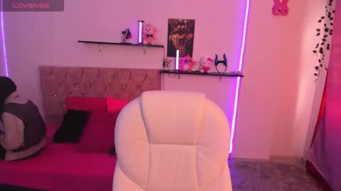 thianahorny online show from 10.25.25