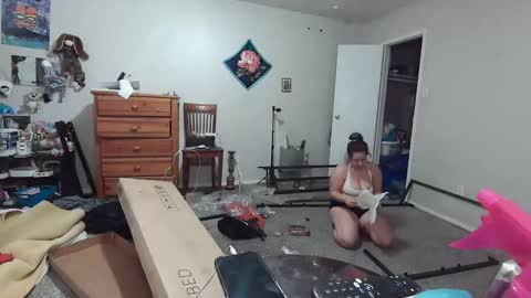 Snapshot of thiccxe chatting on 01.09.25 GinWitDaJuice online show from 01.09.25