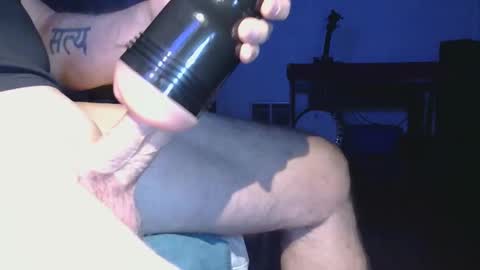 Snapshot of thick_as_a_brick_69 chatting on 10.21.25 Roman online show from 10.21.25