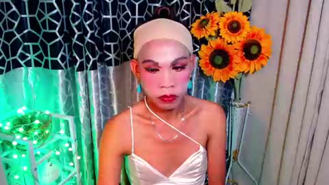 Snapshot of thick_bigcock13 chatting on 07.06.26 gil online show from 07.06.26