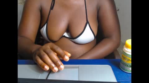 thickebonny7 online show from 03.29.26