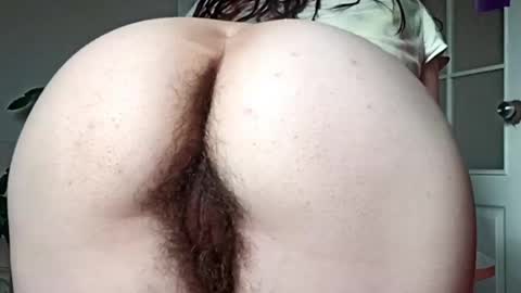 Snapshot of thickforest chatting on 01.29.25 MilkyChoco online show from 01.29.25