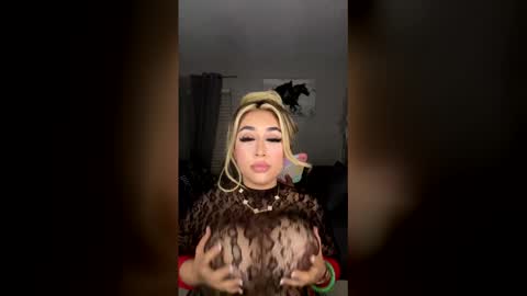 thicklatinamami1 online show from 04.29.26