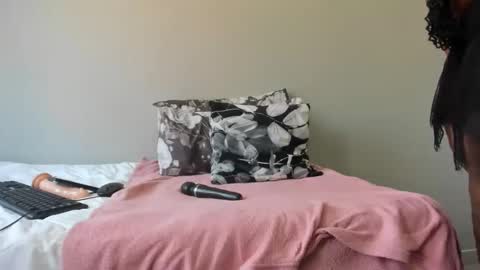 thickleeyanax online show from 02.04.25