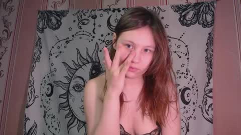 Snapshot of thighswithspikes chatting on 11.27.25 thighswithspikes online show from 11.27.25