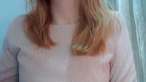 Snapshot of thin33 chatting on 02.11.26 sara online show from 02.11.26