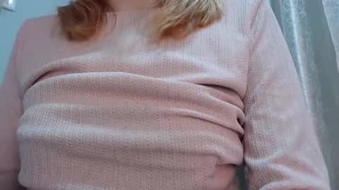 Snapshot of thin33 chatting on 03.02.26 sara online show from 03.02.26