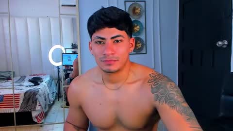 Snapshot of thirstmen_ chatting on 10.19.25 MICHAEL AND CRISS online show from 10.19.25