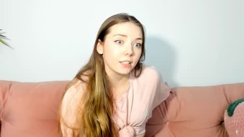 Amelia  shows on mondays fridays and sundays  if anything changes im giving updates on my fansly  online show from 05.31.26