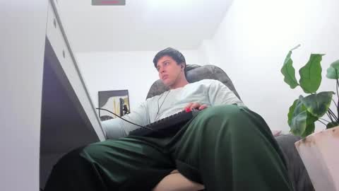 thom_ohtani online show from 11.18.25