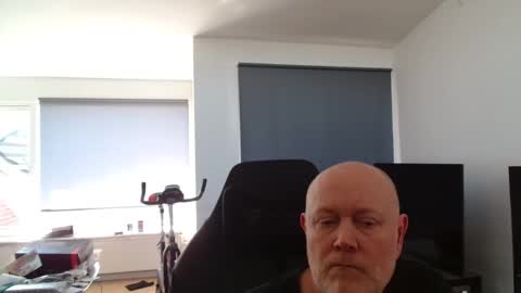 Snapshot of thomas315627 chatting on 04.23.26 thomas315627 online show from 04.23.26