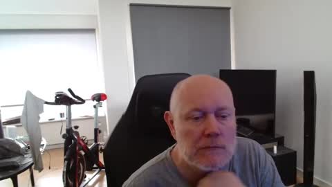 Snapshot of thomas315627 chatting on 05.22.26 thomas315627 online show from 05.22.26