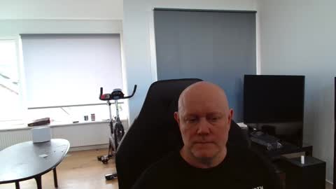 Snapshot of thomas315627 chatting on 06.11.26 thomas315627 online show from 06.11.26