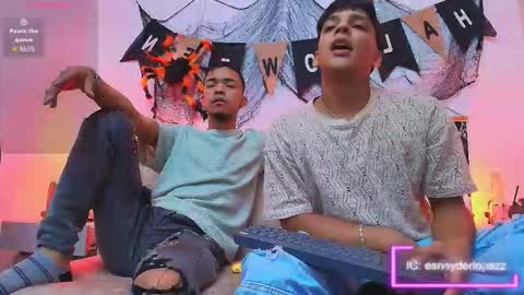 Snapshot of thomas_elg chatting on 11.02.25 THOMAS JOHANN online show from 11.02.25