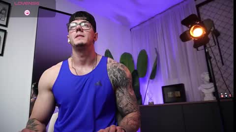 Thomas Falcon online show from 02.12.26