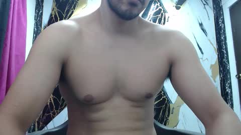 Snapshot of thomas_neuman chatting on 02.13.26 Thomas online show from 02.13.26