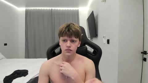 Tomas online show from 04.16.26