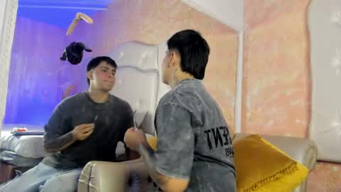 Thomas and Faon  online show from 04.02.26