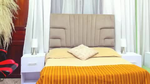 Thomas Valkov online show from 05.04.26