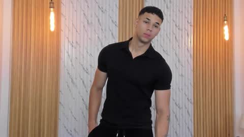 Thomas online show from 11.21.25