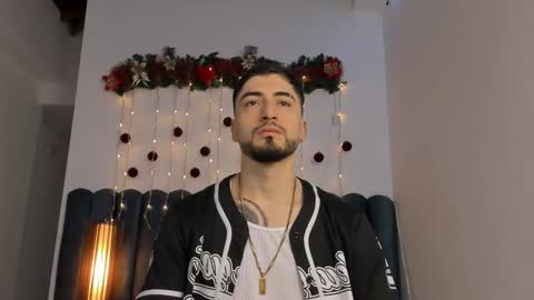 sweetfit boy online show from 12.15.25