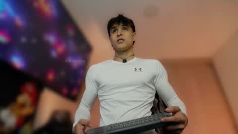 Thom Klein online show from 10.15.25