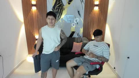 thomson_hot01 online show from 10.05.25