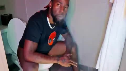 Snapshot of thotyboy68 chatting on 10.29.25 Thotyboy online show from 10.29.25