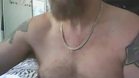 Snapshot of thrillingozziecock chatting on 09.30.25 thrillingozziecock online show from 09.30.25