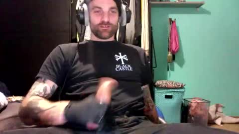 Snapshot of throatfucker2000 chatting on 02.14.25 throatfucker2000 online show from 02.14.25