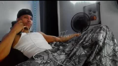 ThroatTaker4l  online show from 04.16.26