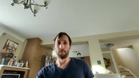 throwawayafteruse20202 online show from 10.22.25