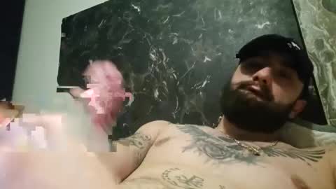 Snapshot of thug__ chatting on 12.20.24 HugeJuicy online show from 12.20.24