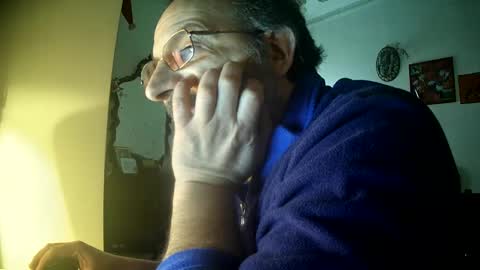 Little Wolf  online show from 02.19.25