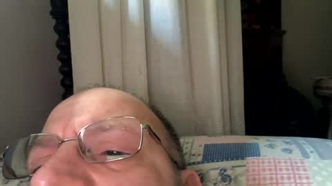 Snapshot of thunderflash73 chatting on 06.19.26 Little Wolf online show from 06.19.26