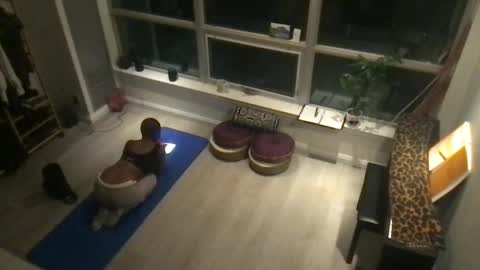 Snapshot of tia_fox chatting on 10.22.25 tia_fox online show from 10.22.25