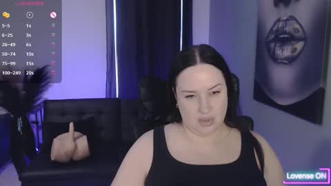 Tia Bella online show from 03.19.26