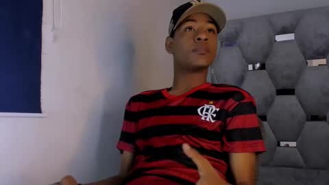 tiago_xxx_ online show from 10.20.25