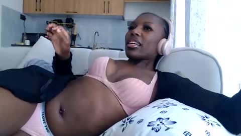 Snapshot of tiana_kay chatting on 05.24.26 tiana_kay online show from 05.24.26