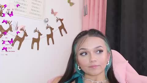 Tiana Le online show from 02.06.25