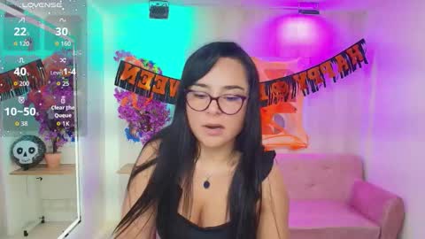 Tiara  online show from 11.03.25