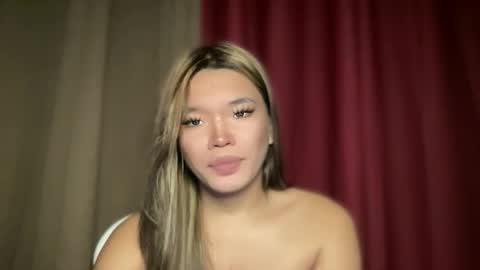 Snapshot of tiaragodhere chatting on 02.25.26 Ms. Tiara online show from 02.25.26