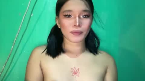 Ms. Tiara online show from 05.27.26